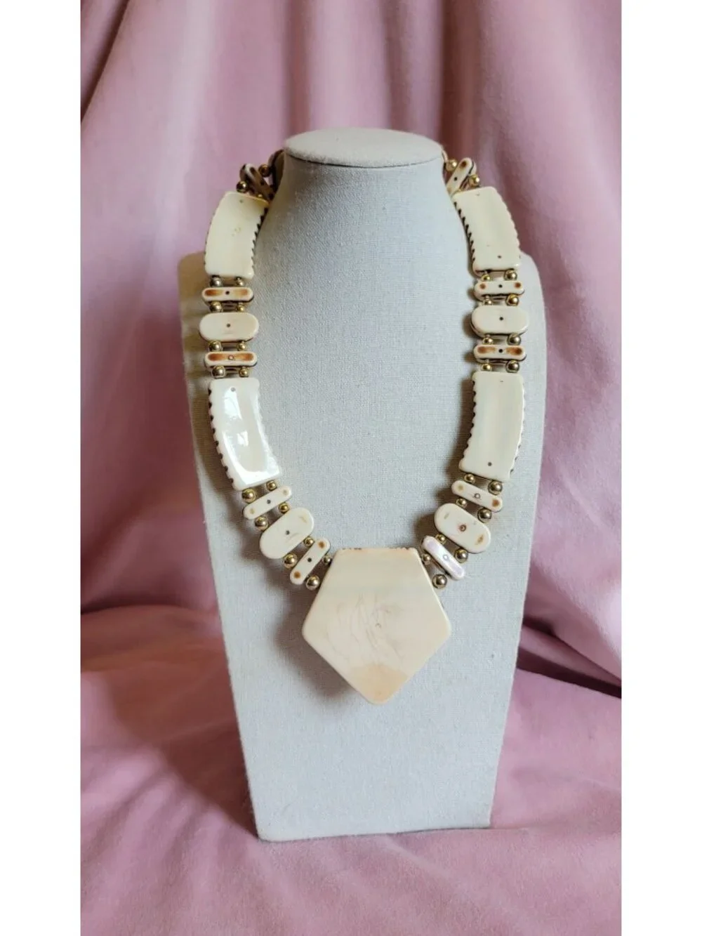 Vintage 70's Cream and Brown Geometric Gold Tone Statement Necklace N1F